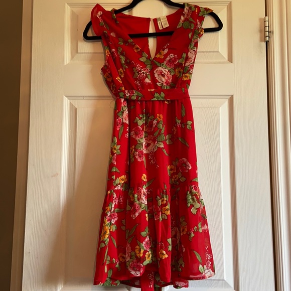 Floral mini dress - Picture 1 of 1